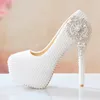 2022 perles blanches chaussures de mariage épais chaton chaussures à talons hauts blanc dentelle pompes princesse fête anniversaire Heels259S