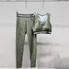 Kvinnors spårningsdräkter DesignerWomens 2 tvådelade yogoradar Set Pants Tracksuits Designer Summer Dress Crop Top Shorts Casual Women Clothing Plus Size 0C9P