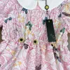 Hoge kwaliteit meisjes bedrukte overhemden zomer 22ss designer jurken mode korte mouw rok prinses feestrok logo verce 6036804