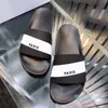 2022 Nieuwe Mens Dia's Zomer Slippers Sandalen Scuffs Strand Schuif Leisure Slipper Mode Dame Sandali Badkamer Thuis Schoenen Huis Slippers