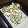 Luxury Shell Hollow Rose Flower Elegant Designer Brooches Pins With Big Pearl Jewelry Accessories