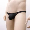 Underbyxor sexiga herrar påse g-sträng ren t-back thongs silkeslen bikini underkläder förbättra penis stora trosor pungen bulgeunderbyxor