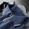 メンズTシャツ高品質の豪華なコントラストカラーVネックニットシャツメンズ夏2022年カジュアルラペルスリムTシャツm