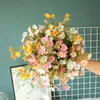 Dekoratif Çiçekler Çelenkler 5 ADET Simülasyon Kar Kiraz Çiçeği Yapay Ipek Çiçek Dekorasyon Ev Oturma Odası Düğün Buket Fake PL