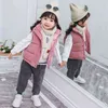 어린이 조끼 겨울 패션 겨울 패션 따뜻한 겉옷을위한 따뜻한 겉옷 코디 웨켓 코듀로이 재킷 가을 어린이면 재킷 1-8 y J220718