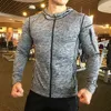 Nya springjackor män snabba torra män fotboll jackor komprimering långärmad körning gym topp för män gym fitness löpande jackor l220704