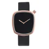 Polshorloges vrouwen kijken naar pu lederen vierkante wijzerplaat karts horloge lady mode klok zwart wit roze bruin blauwe kleuren montres femmewris