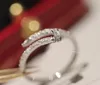 v Gold Luxuriöser, hochwertiger Charm-Punk-Band-dünner Nagelring mit Diamant in zwei Farben plattiert für Frauen, Verlobungsschmuck, Geschenk, mit Box-Stempel Ps4951 TZN8
