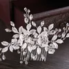 Blommor hår kam huvudstycken bröllop hår tillbehör silver färg roston pannband brud tiara hårnålar kvinnor smycken hdaddress huvudbonad cl0439