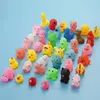 Animaux mixtes natation eau jouets coloré doux flottant en caoutchouc canard presser son grinçant jouet de bain pour bébé jouets de bain 2022