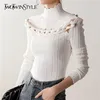 TWOTWINSTYLE Slim Twist Kink maglione per le donne dolcevita manica lunga scava fuori sexy top in maglia abbigliamento moda femminile 201225