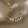 Charmarmband trendiga kvinnliga kristall runda armband guld färgkedja för kvinnor brud vit zirkon bröllop armeletcharm