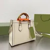 Tasarımcılar alışveriş tote kadın omuz diana çantası ünlü çanta lüks debriyaj moda bambu kolları çanta deri rahat alışveriş tote zincir crossbody çanta