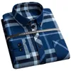 Camicia scozzese casual da uomo in cotone 100% Tessuto levigante Flanella dalla S alla 6XL Camicie oversize calde per uomo Manica lunga con tasca 220323
