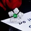 Anneaux de mariage de haute qualité fleur de luxe plein pavé brillant cristal zircon charme camélia bijoux pour femmes fête cadeaux de Noëlmariage