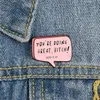 Broches en émail drôles et mignonnes pour femmes, broches de noël en denim, décor de chemise, broche en métal, Badge Kawaii, bijoux à la mode