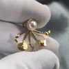 Lady Donna Orecchini con ciondolo in oro Designer Fiore Perle Borchie Amanti del matrimonio Regalo Gioielli di fidanzamento per la sposa con scatola NRJ 31hq271b