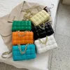 Kadınlar için Kare Dokum Torbaları Deri Çanta Trail Traid Torba Kalın Zincir Kayış Omuz Çantası Samll Siyah Crossbody Bag