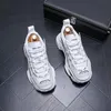 Hot Men à la mode confortable pour hommes nouvelles bottes de vente causales mode respirant en cuir clair zapatillas hombre b6 486 165