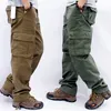 Mens vrachtbroek Casual Multi -zakken Militaire tactische broek Mannelijk Out meter Rechte broek Lange broek Lange broek Plus Maat 44 220706