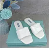 Frau Slipper Sommer Sandalen Luxus Sandalen für Frauen Slides Schuhe Damen Flip Flops Sexy Sandalen Mode Leder Wohnungen Frauen Komfort Hausschuhe