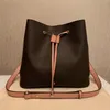 HOT Designer Famous handväskor dam axelväskor läder bucket bag dam blomma tryck crossbody totes handväska