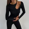 Beyouare 섹시한 중공 여성 T 셔츠 캐주얼 라운드 넥 긴 소매 마른 체형 자른 탑스 가을 단단한 우아한 기본 티 220414