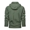 Varumärke Mens Windbreaker Jackets Soft Shell Overcoat Vandring utomhus Militär huva kappa Trim Casual Male Clothing 5xl 220813