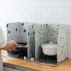 マットパッドオイルスプラッシュガード幾何学的印刷アルミホイルブロックバリアストーブクックアンチスプラッシングバッフルキッチンの調理器具