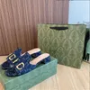 Новые дизайнерские женские сандалии Horsebit Platform Slipper Mule Sexy Summer Увеличение высоты каблука Толстые тапочки Слайды Шлепанцы Женские пляжные сандалии на открытом воздухе