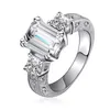 2022 tri-färg ny 8k guld högkvalitativ neutral ring mode högkvalitativ ring glänsande zircon gåva smycken valentin dag gåva