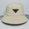 Geniş Memlu Şapkalar Kova Tasarımcıları Caps Mens Bonnet Beanie Hat Boylar Beyzbol Kapağı Snapbacks Beanies fedora takılmış kadın lüksler tasarım chapeaux