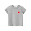Tişört moda bebek giyim tasarımcı çocukları tişört yüksek quanlity kırmızı kalp çocuk gömlek rahat kadın gömlek rozeti pamuk nakış kısa t230209