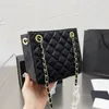 Kolekcja 2022P France Women Bags Mini Quild Caviar skórzana cielęca prawdziwa złote metalowy sprzęt Matelasse łańcuch torebki na ramię 17x15 cm