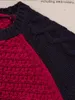 Maglione con bordo a righe con maniche raglan per bambini piccoli SHE01