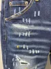 Nya män jeans hål ljusblå mörkgrå Italien varumärke man långa byxor byxor streetwear denim mager smal rak cyklist jean för d2 toppkvalitet 28-38 storlek 9830