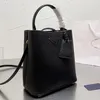 Designer Femmes Panier Saffiano Tote Bag Italie Milano Marque Classique Rouge Doublure En Cuir Épaule Sacs À Main Lady Black Killer Shopping2274