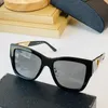 Lunette Symbole Sonnenbrille Spr21Y, quadratisch, feminine Form, Katzenaugen-Rahmen, Designer-Sonnenbrille, Damen-Schriftzug, Logo, Metallbügel, Urlaub, supergroße Brille