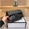 Iridescent pärlfärger glänsande rektangulära väskor Metallisk kalvskinn Cowhide klassisk flik axel matelasse kedja fåfänga multi pochette luxury_handbags 26cm