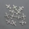 Filigree Flower Cross Religiös Charm Antik Silver Spacer Pendants Alloy Handgjorda Smycken Resultat Komponenter L425 20.5x27.9mm 20pcs / Lot