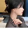 Hoop Huggie Classic Медный сплав Гладкие металлические серьги для женщины модные корейские украшения темперамент