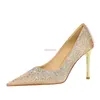 Nouvelles femmes talons hauts paillettes basses basses cristaux fétichistes pompes de strip-teaseuse Lady Elegant Wedding Bridal Scarpins Chaussures en strass 34-43 G220516