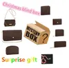 Jul Blind Box Luxury Purse Designer Väskor Lucky Boxar En slumpmässig mysteriumgåva för Holidays Födelsedagsvärde Plånböcker BA2792