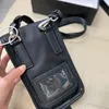 حقائب الهاتف الأسود الفاخرة للرجال المصممين Crossbody واحدة الكتف المحافظ محافظ عادية تغيير حقيبة صغيرة مغلفات النايلون مع صندوق