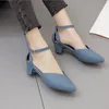 Sandals Jelly Women Pointed Teen Buckle enkelriem Zomerrubber schoenen mode vrouwelijke dikke hakken 2022 elegante dames