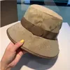 Designer Bucket Hat Beanie Cap Stingy Brim Hattar Mens och Kvinnor Dubbel Brev Casquette Broder Broderi Casual Fashion Fisherman Caps 2 Färg Hög kvalitet