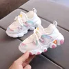 2021 Oddychające Toddler Boy Sneakers Stretch Fabricble Baby Buty do biegania różowe szkolne dziewczyny sportowe trampki D07083 G220517