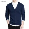 Varsanol bomullströja män långärmad kofta mens vneck tröjor lösa fast knapp passform stickning casual stil kläder 201221