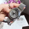 Nuevo reloj de pulsera de acero para mujer, versión coreana, reloj de diamantes de lujo ligero a la moda a la moda