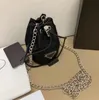 Bardzo urocza dziewczyna mini portfel srebrne sprzętowe breloki bluchy torebki monety torebki do przechowywania słuchawki czarne nylonowe płótno kluczowe torby 305s